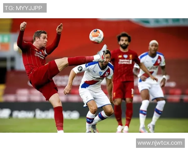 斯巴达与诺亚尔斯克的激烈对决揭示足球战术与团队精神的完美结合